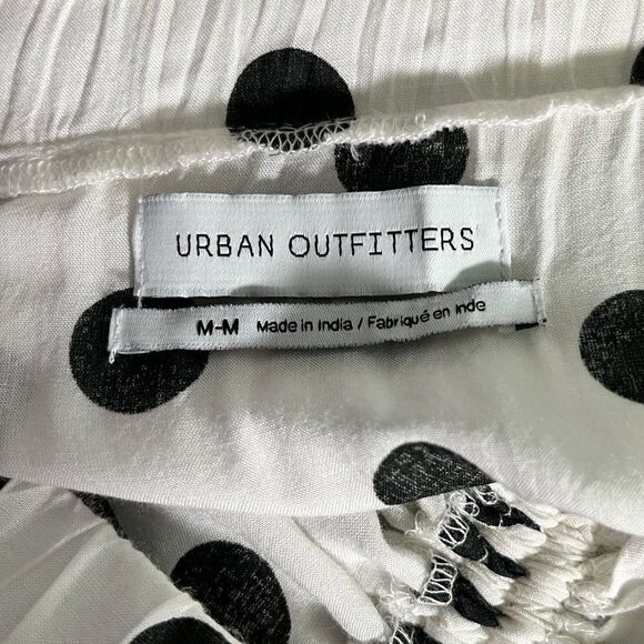 Urban Outfitters Bianca Polka Dot Retro Off Shoulder Crop Top - Picture 2 of 8